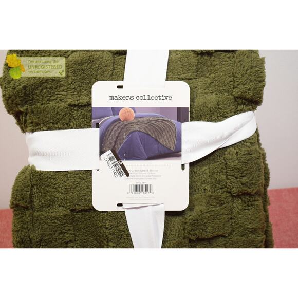 Makers Collective Teen Checkered Plush 50x60" Throw Blanket Army Green* - Picture 2 of 5